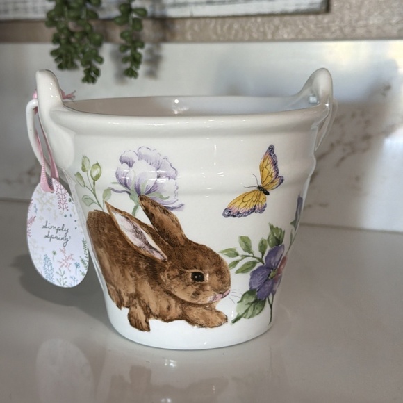 Easter Bunny Ceramic Bucket Decor
